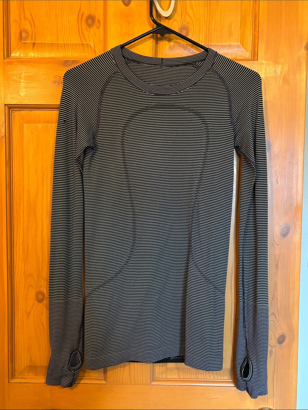 Lululemon swiftly black & white striped long sleeve